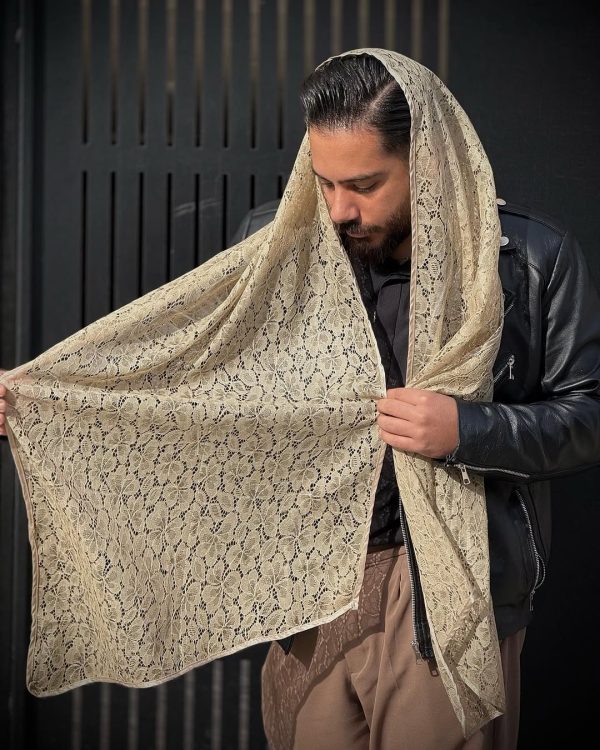 شال دانتل طرح گل - تصویر 2